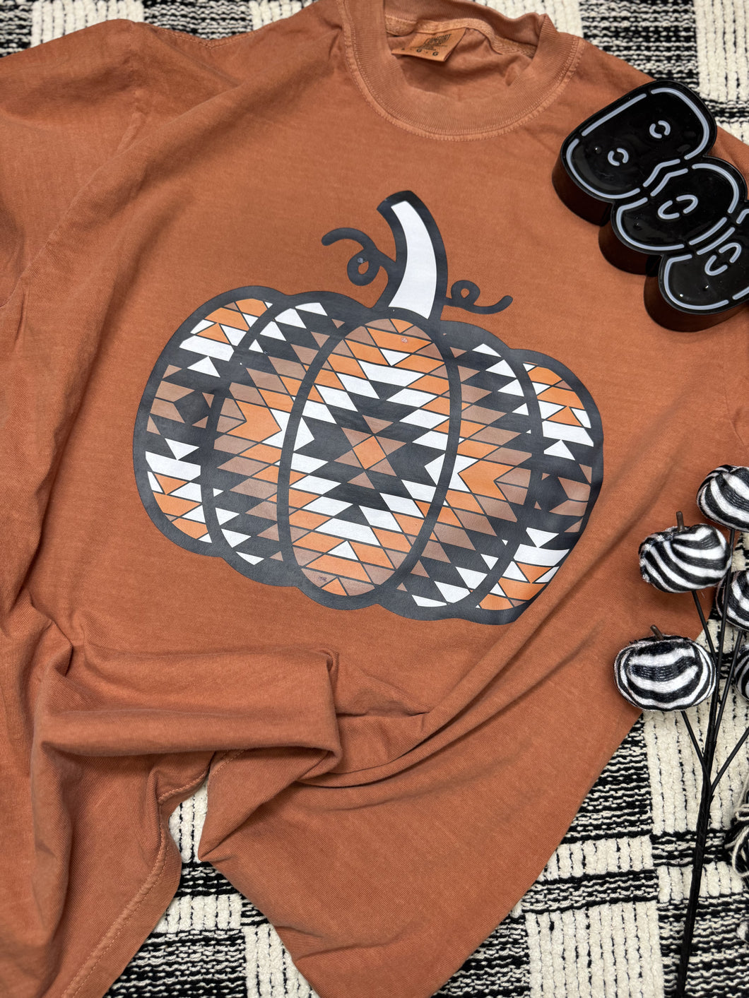 AZTEC PUMPKIN CC TEE