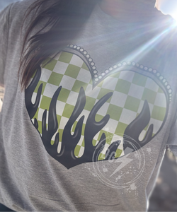 CHECKERED HEART VIBES TEE