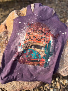 ACID WASH CHASING SUNSETS TANK- WOMEN'S FIT