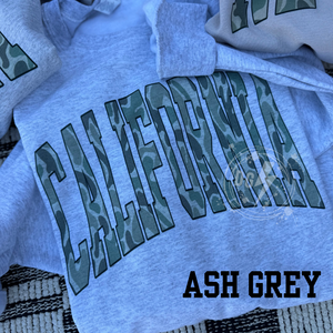 VINTAGE CAMO STATE CREWNECK