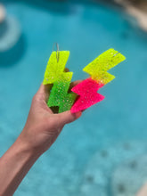 Load image into Gallery viewer, HOLO OMBRE BOLT FRESHIE
