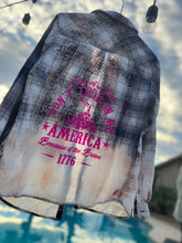 Load image into Gallery viewer, WOMEN'S FIT SMALL ACID WASH FLANNEL
